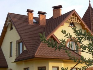 Выбираем кровельный материал для дома из дерева. С чего начать?